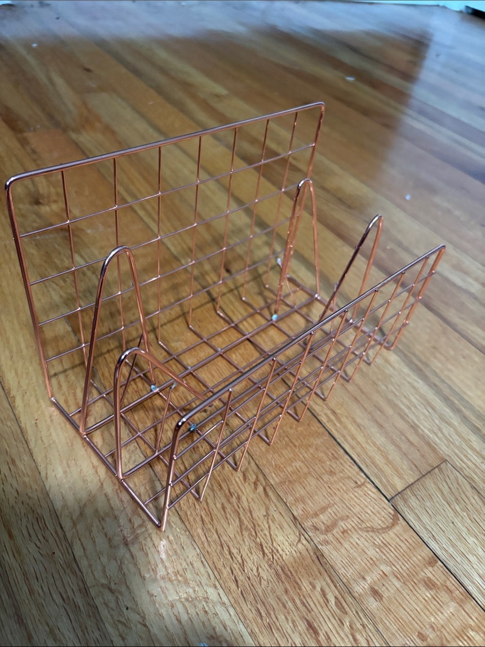 Wire Desk Organizer in Rose Gold